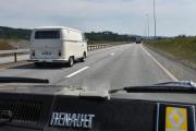 Fredag. Hvorfor har dem laget motorvei på den siste delen til Kongsvinger? Dette er ikke greit å bli forbikjørt av en Folkevognbuss fra 1969