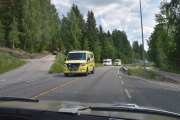 Lørdag. Men så ble vi stoppet ved Kvithammarbergetvegen, det har vært et trafikkuhell lenger fremme