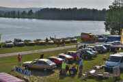 Lørdag. Solen skinner og vi har det fint på Flisa Camping, klokken er snart 18.00 og det er varmt og godt
