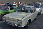 Lørdag. Neste bil er også lokal, vi har tittet så vidt på den før. Det er en Renault 10 med en 1289 cc motor fra 1972. Den nye motoren kom fra Renault 12 og ble satt inn i Renault 10 i 1970, når den ble lansert - Renault 10-1300