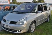 Lørdag. Bil 17. Renault Espace var nok verdens første MPV, jeg tror det startet i 1994. Vår gruppeekspert i klubben sier at en bedre bil skal du lete lenge etter - og han har flere av dem