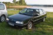 Lørdag. Bil 18. Renault 21 ble ble produsert mellom 1986 til 1994, så jeg må korrigere meg litt. Men jeg har min egen informasjon og vet at den kom i minst 14 varianter, allikevel kom ingen til Norge