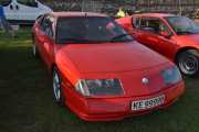 Lørdag. Bil 34. Renault Alpine V6 Turbo er bilen uten skjermer men med stor motor. V6 Turbo: 200 HK, 250 km/t og 0-100 på 7 sekunder, jeg har kjørt den...