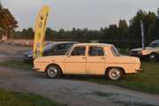 Lørdag. Renault 10 -1300 med Renaultklubben strandflagg, et minne for livet