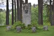 P. N. Sjursen hviler i Våler-jord. Han er gravlagt i kommuneparken i Våler, til daglig omtalt som Sjursen-parken rett ved siden av Våler kirke. Sjursen hadde et bra forhold til de som jobbet i kirken, men ikke noe spesielt forhold til kirken. Derfor var det hans ønske å bli gravlagt utenfor den, han døde 3. august i 1915