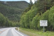 Høvringen ligger vakkert til i Rondane Nasjonalpark med flott utsikt over fjell i Nord-Gudbrandsdalen og Jotunheimen Nasjonalpark