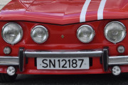 Dette er en Renault 8 Gordini fra 1968, du ser de fire lyktene