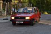 Men her kommer det en bil til, det er en Renault 18 TS fra 1980. Den ble designet på bakgrunn av Renault 12 som var blitt foreldet