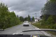 Og foran oss har vi en Oslo bil som er kjørt av en trønder, et skilt kan fortelle oss mye