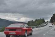 Topphastigheten på en Renault Alpine V6 Turbo er ikke oppgitt. Kan det komme an på sjåføren tro? Den går jo sabla fort, det vet jeg