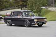 Så kommer en Renault 10 Turbo fra 1968, er du klar, nå legger jeg den i første gir...