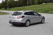 Neste er en Renault Megane fra 2013 som er jentekjørt, dere ser at retningen er litt feil?