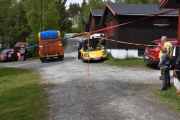 Men det dreier seg ikke om kjøring, her er det rygging som gjelder. Ser dere forresten at dem driver med kalesjen igjen...