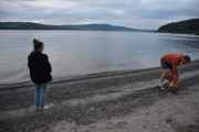 En kveldstur etterpå ved Mjøsa gjør seg, vi har det koselig