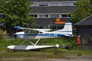 Det er LN-LMG som er en Cessna A185F Skywagon fra 1977, nesten like gammel som bilen min og like fin