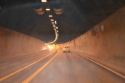 Har dere ligget bak en Renault 10 i en tunnel?