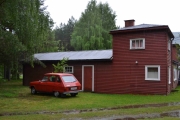 En Renault 6 foran Tårnhuset
