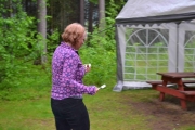 Her hentes litt mat, pølse med gaffel