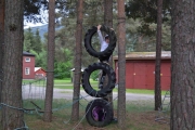 Aldri i verden at dere tør og klatre opp til toppen