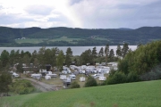 Virker som en stor campingplass, her har vi ikke vært før