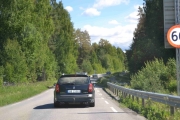 Det var tre biler som ikke var med på kjøreturen hvis jeg ikke tar feil. Renault Goelette, en sort Dauphine og en rød Fuego som måtte reise hjem i går
