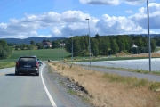 Pent landskap og passe veier for bilene våres
