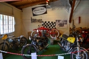 Classic MC Ringerike & Hadeland. Vi ser en god gammel Indian i bakgrunnen