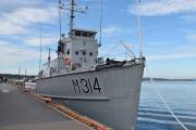 Oslo Havn. Minesveiperen M314 Alta er i Sauda-klassen, skipet er utelukkende bygget i tre eller ikke-magnetiske metaller - miljøvennlig altså