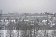 Kontrastbilde i nesten sort hvit