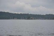 Langt der ute ser vi litt av Hovedøya hvor blant annet Oslo Sjøskole ligger