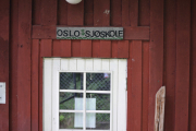 Hovedøya - Men vi kommer til slutt fram til baksiden av Oslo Sjøskole