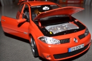 Renault Megane Sport 1/18 skala