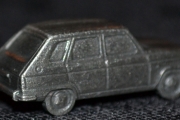 Renault 6  (1/145)