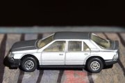 Renault 25 V6 Turbo 1988 modell - skala 1/64