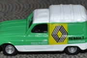 Renault 4F4 Fourgonnette - Renault Motoculture. Centre Renault Motoculture finnes ikke lengre, men det var nok en avdeling under landbruk. Ble kjøpt opp av Claas i 2003, og da er vi på traktorer blant annet