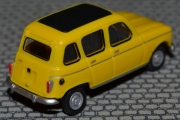 Renault 4L fra 1968. Her ser vi bakenden også, kanskje baklysene har endret seg litt