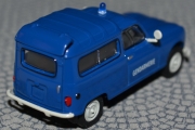 Renault 4F4 Fourgonnette Gendarmerie. Modellen er fra Brekina og er i 1/87 skala
