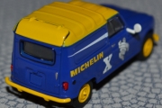 Renault 4F4 Fourgonnette - Michelin fra 1961. Det ser faktisk ut som at den har en kortere bakende