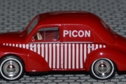 Renault 4CV dont une publicite PICON