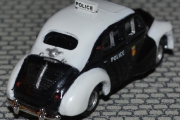 Renault 4 CV Police