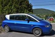 Ok, to timer til. Her ser vi på en Renault Avantime som er over 20 år gammel, en sjelden bil å se på norske veier. Er vi heldige så kan det dukke opp en til, til neste år