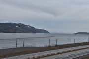 Så tar vi en pause ved Mjøsa som fremdeles har litt is på seg, den har et areal på 365 kvadratkilometer og er Norges største innsjø. Jeg har fulgt den fra Hamar og helt ned til Oslo på en tur jeg hadde, ble litt fiasko kan du si