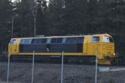 Her kommer Bane NOR sin MZ1424 som er et dieselelektrisk lokomotiv produsert for Danske Statsbaner (DSB) av NOHAB i perioden 1967 til 1978. Ble kjøpt opp av Bane NOR i 2020