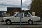 Men denne tar jeg, en Volvo 242 L fra 1976