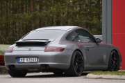 Ikke helt, det står en Porsche 911 fra 2006