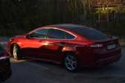 Kvelden kommer og vi får besøk av en veteran, og da mener jeg ikke bilen hans som er en Ford Mondeo fra 2016