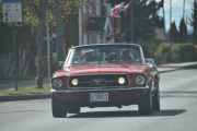 Vi er litt tidlig ute men det er bare for å lodde stemningen litt. Her kommer en Ford Mustang fra 1967
