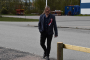 OBS, skrev jeg noe galt nå? Må skjerpe meg skjønner jeg, han smiler så lurt