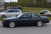 Selv om jeg tar denne i profil så gjetter jeg på at det er en BMW M635 CSI fra 1988. Ble dere litt imponert nå?