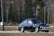 Mens jeg var opptatt med Grågåsen kom det en sort bil med terninger hengenes på sladrespeilet. Mine damer og herrer, vi ser en Volvo PV 11121 F fra 1965